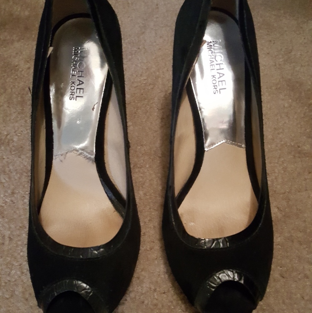 Michael Kors Greenwich Pumps
